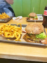 Monster Burger Mit Twister