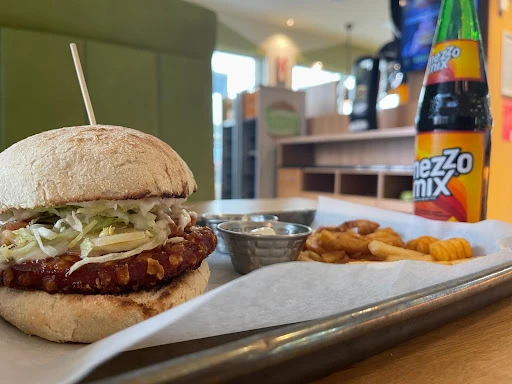 M&B Burger photo 9